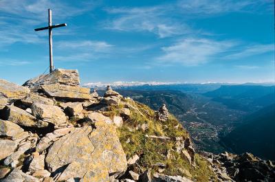 Gipfelkreuz Hirzer - Meraner Land Gipfelkreuz Hirzer - Meraner Land